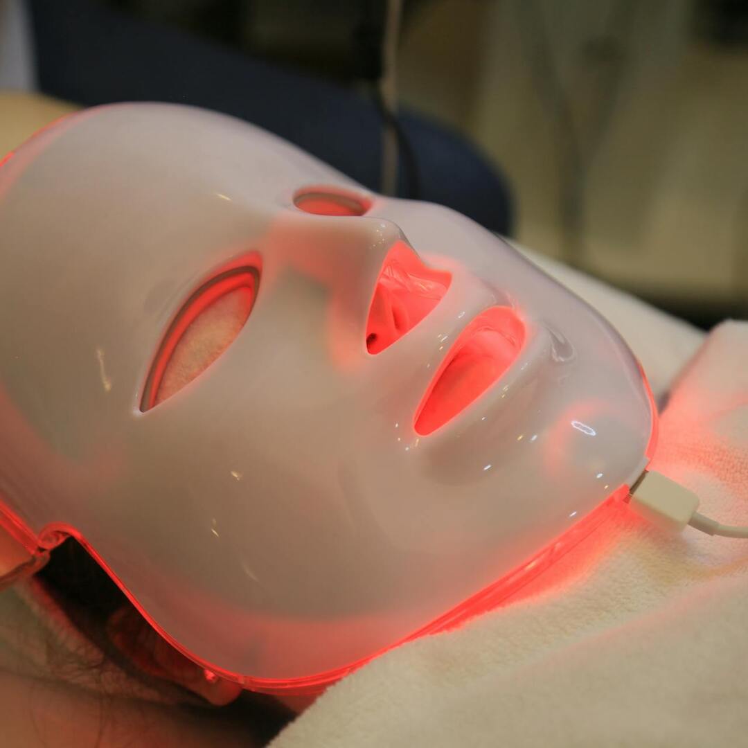 LED ansiktsmask livsstil / LED Face Mask lifestyle